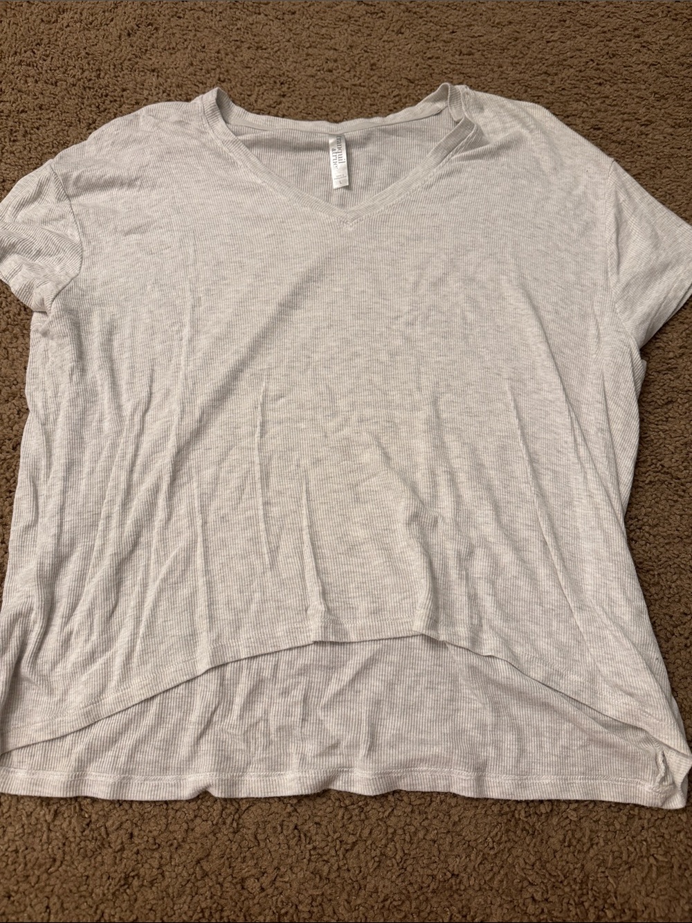 Women's Light Gray V-Neck Short Sleeve Tee
